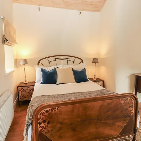 The Coach House نيناغ